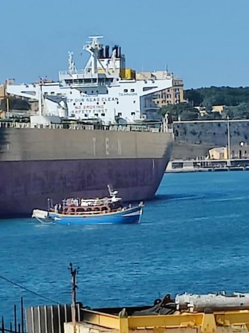 Crew 2 Savynomad Harbour Residences Wow Views Cospicua Ngoại thất bức ảnh