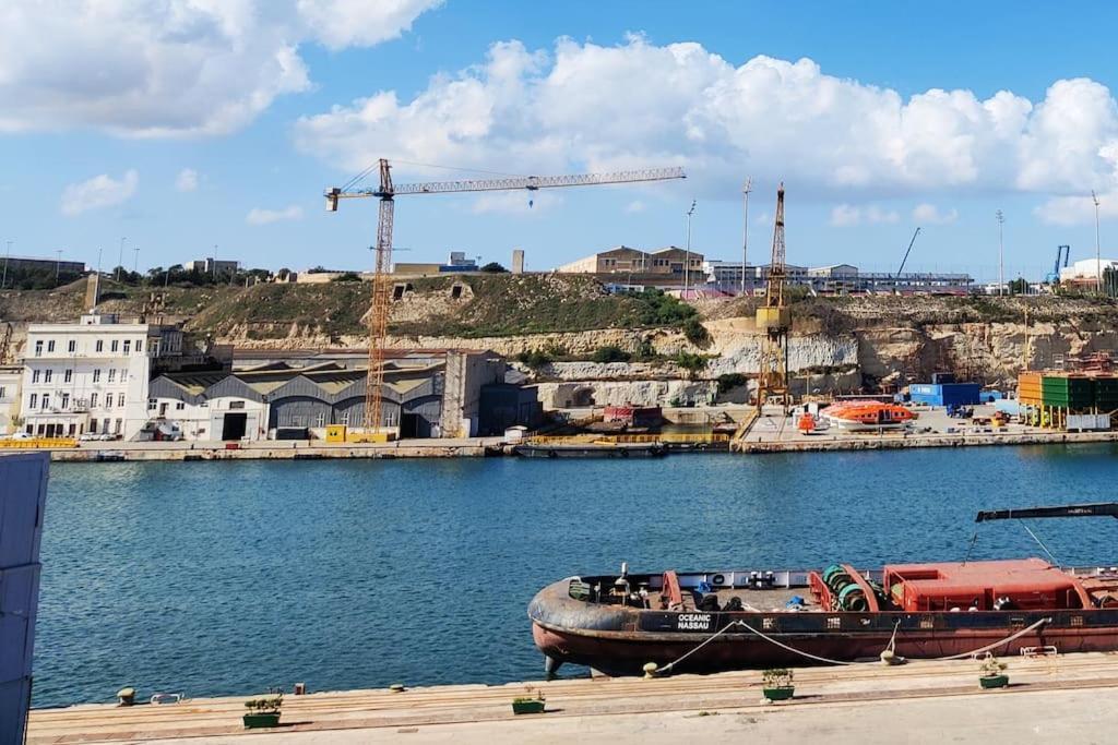 Crew 2 Savynomad Harbour Residences Wow Views Cospicua Ngoại thất bức ảnh